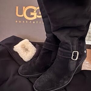 UGG Seline tall wedge boots (black size 8)